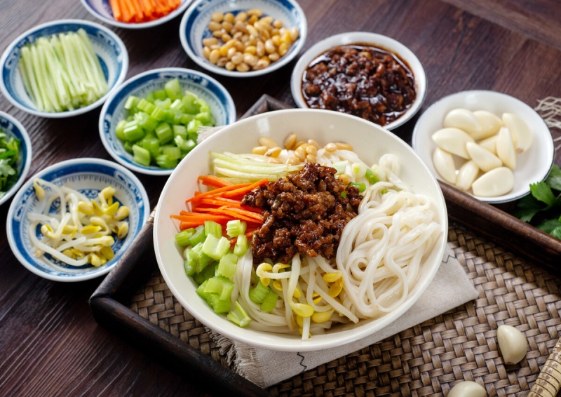 夏日清爽面食 消暑又味美